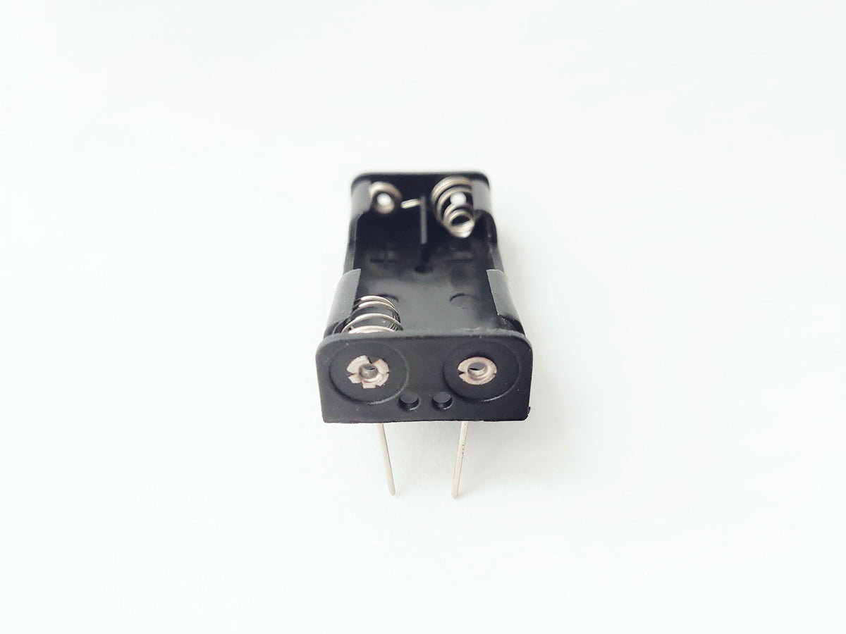 2xAAA Battery Holder Plug-In
