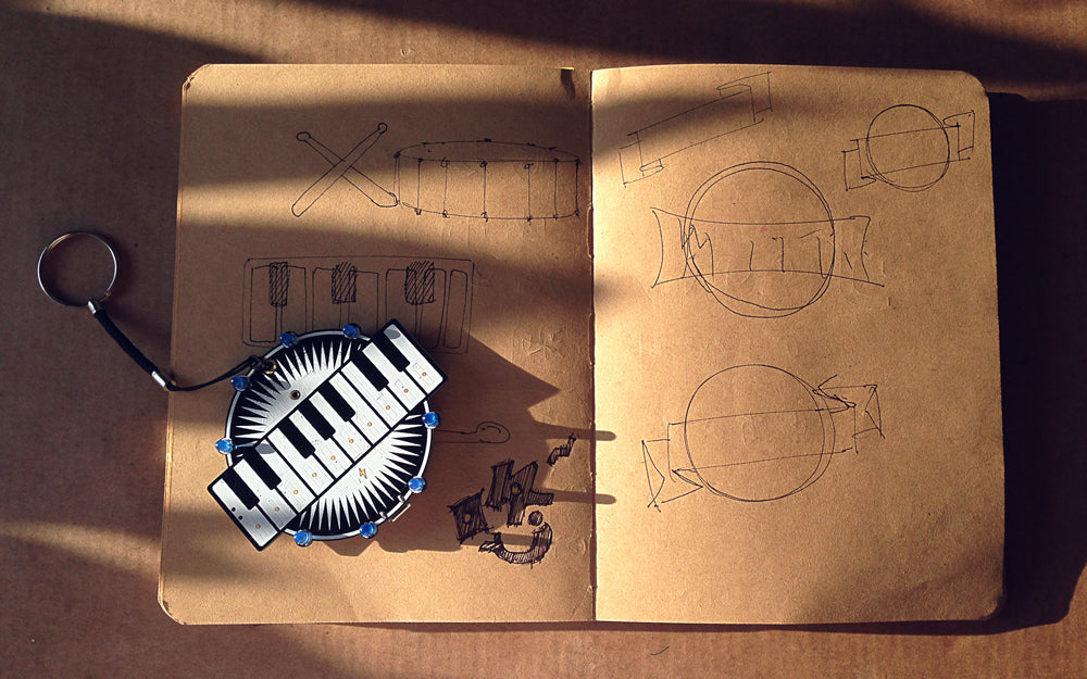 KeyBoard - Programmable Badge - Lightning and Music