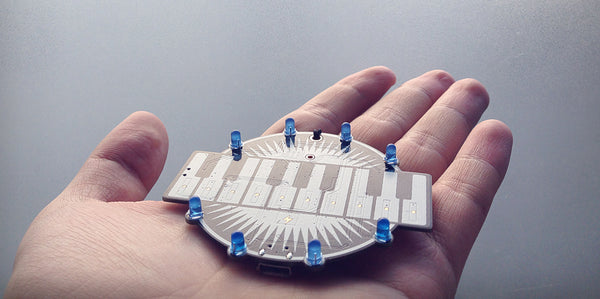 KeyBoard - Programmable Badge - Lightning and Music